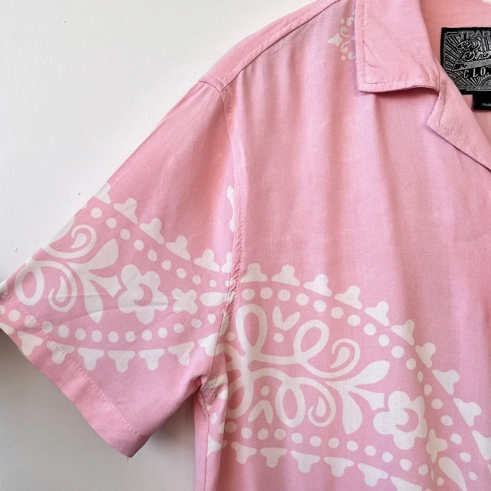 Men’s Brooklyn Cloth Pink Rayon Paisley Resort Short Sleeve Shirt Size S